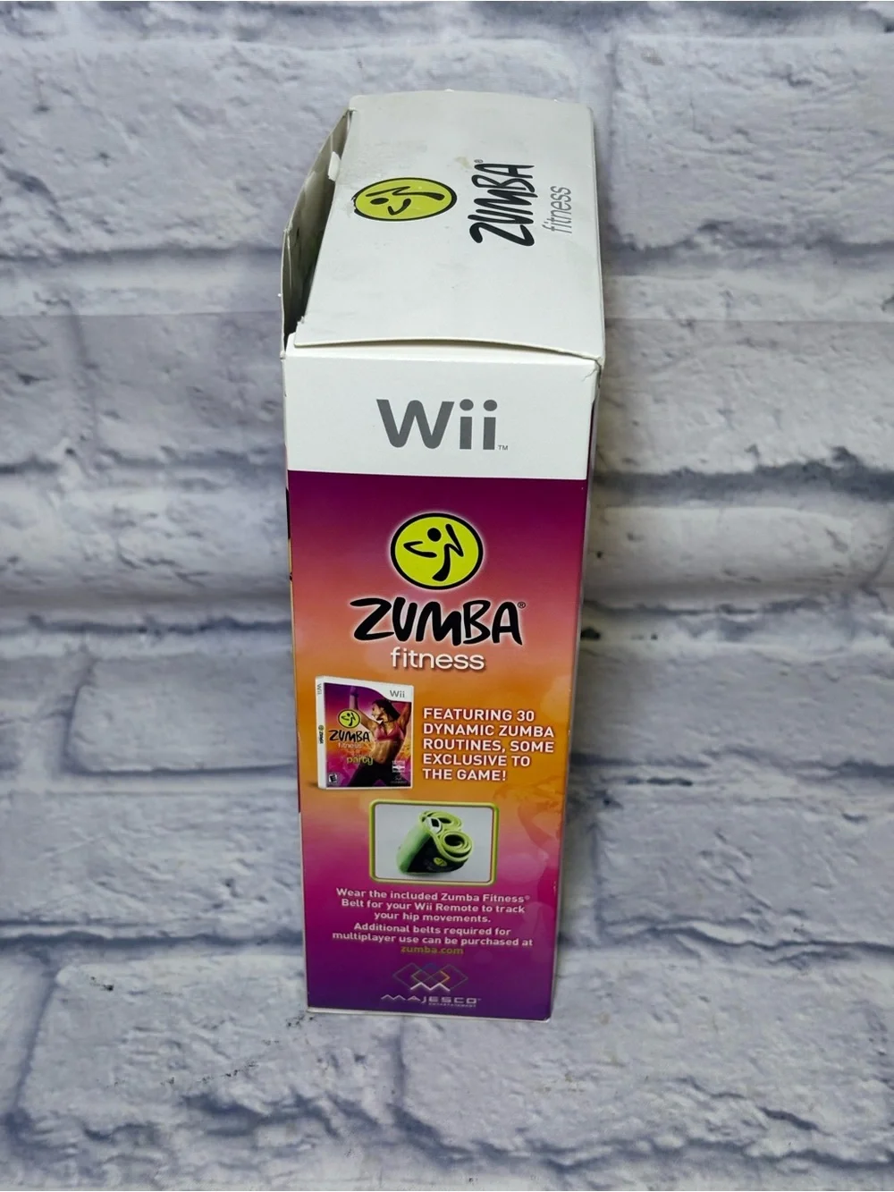 Zumba Fitness Join The Party Nintendo Wii w Belt Included Complete in Box